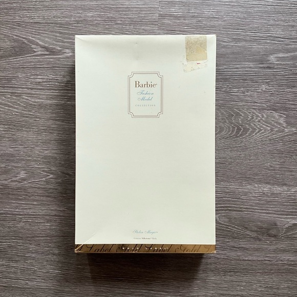 Silkstone Stolen Magic Barbie NIB - Picture 4 of 14